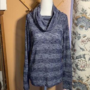 Forever 21 Cowl Neck Sweater Size Small